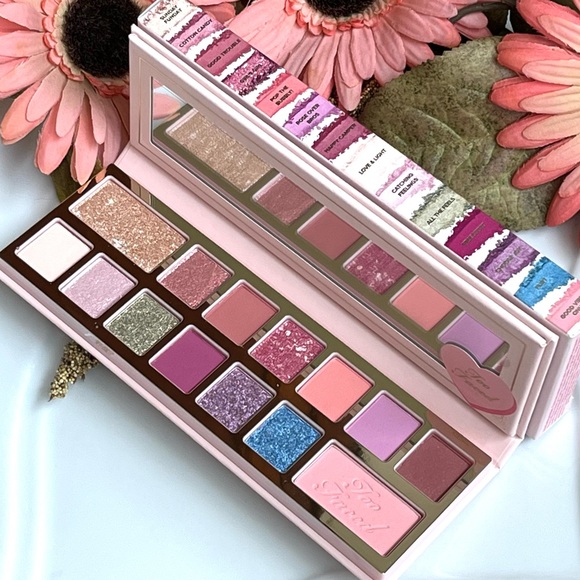TOO FACED Pinker Times Ahead Eyeshadow Palette - Picture 10 of 13